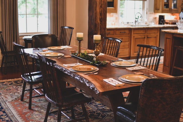 Traditional Dining Room